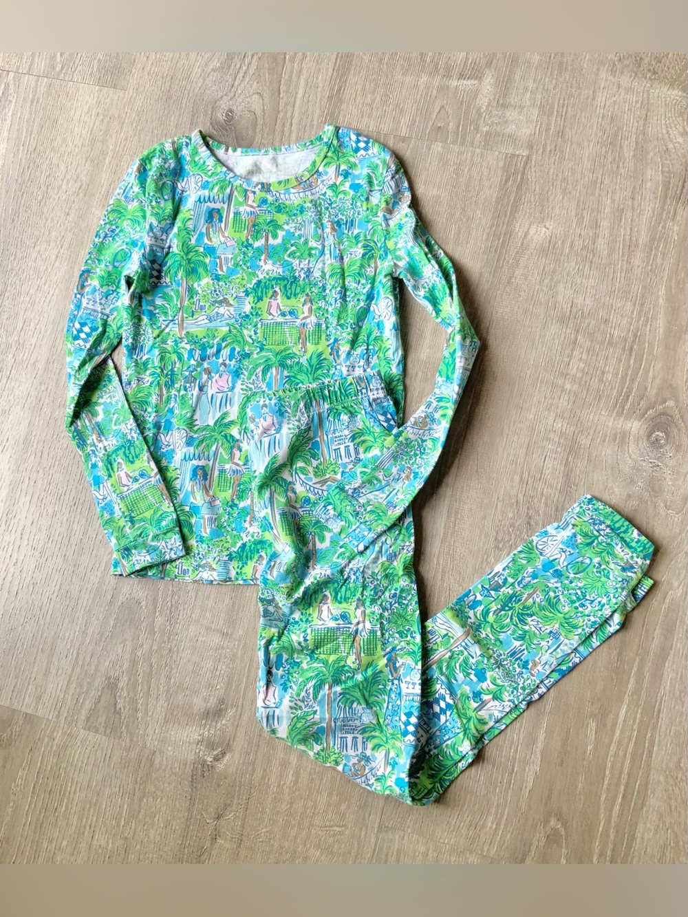 Lilly Pulitzer Tropical Pajama Set Girls 10
